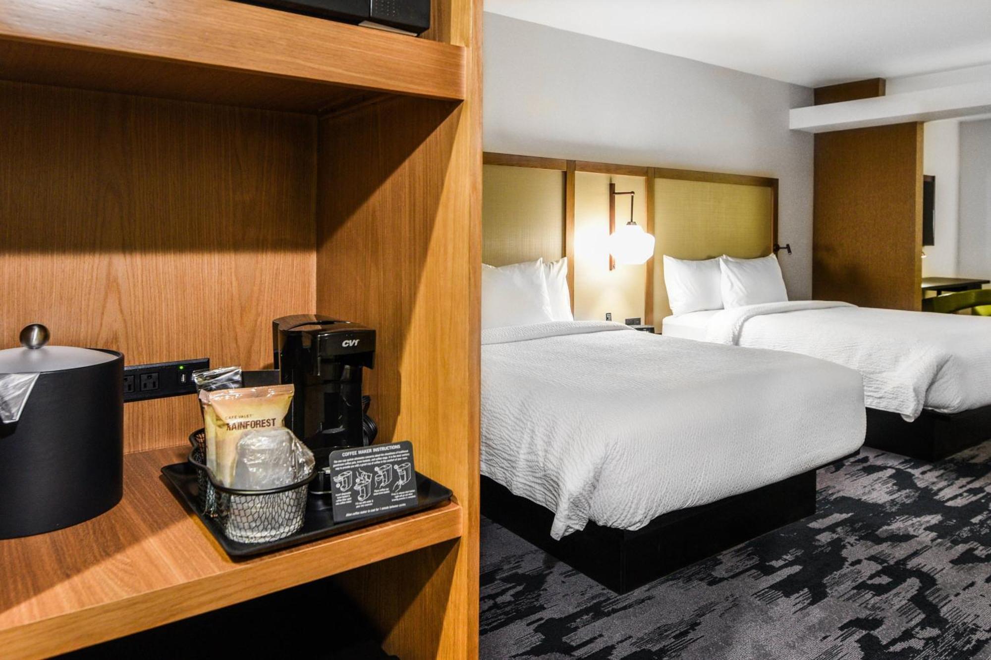 Fairfield Inn & Suites Ontario Ранчо-Кукамонга Экстерьер фото
